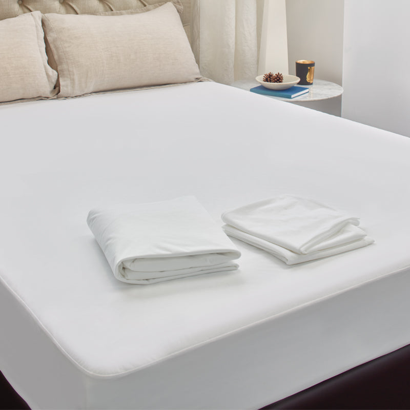 Satin Smooth Mattress Protector