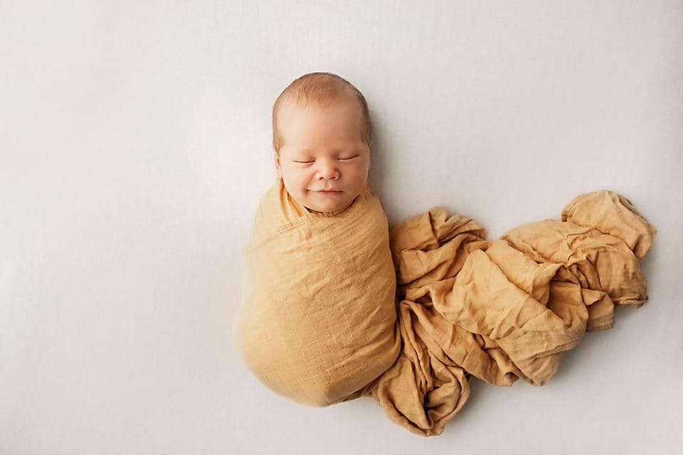 Halcyon Bamboo Muslin Wrap - Bubba Bump